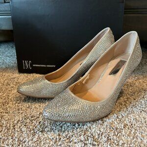 Dazzling Pumps!
